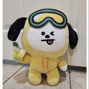 Nwt bts bt21  summer dolce chummy 14in plush